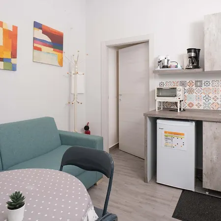 Casa Vacanze Alma B&B: Seafront Apartment Near Pozzuoli Center Exterior photo