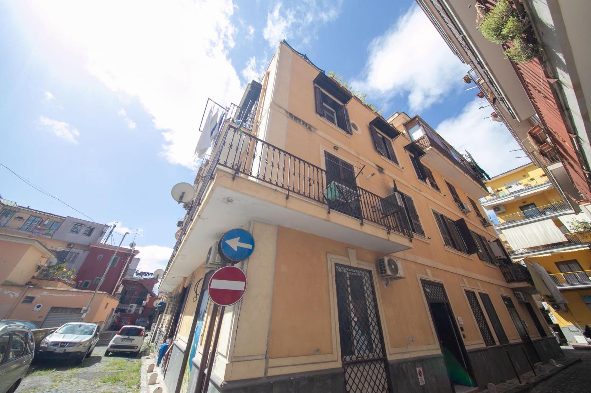 Alma B&b: Seafront Near Center Pozzuoli